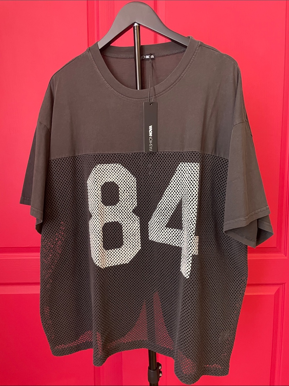 84 SEXY ATHLETIC TEE - NEW